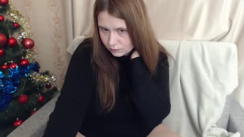 Snapshot of adelinalawson chatting on 5, 1, 2025 adelinalawson online show from 5, 1, 2025