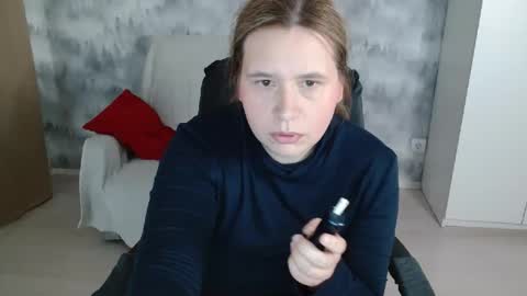 adelinalawson online show from 13, 4, 2026