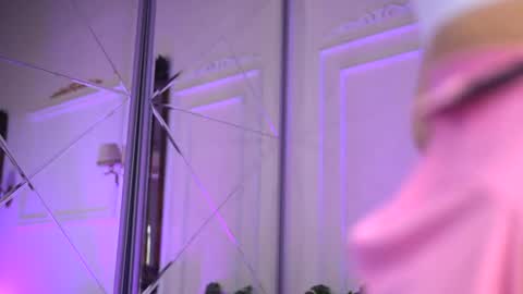 Snapshot of adelineking chatting on 2, 3, 2025 Ade online show from 2, 3, 2025