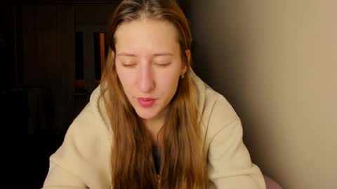 Adell online show from 15, 4, 2026