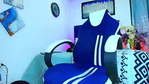   DALIL ADIL AMIN online show from 9, 4, 2026