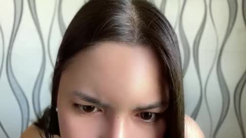 KATE MORE  online show from 8, 4, 2026