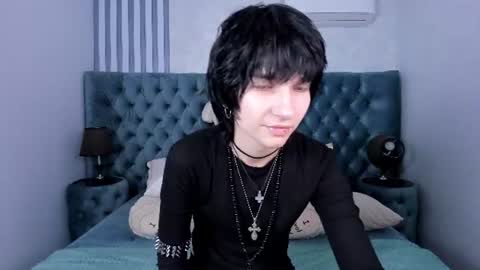 Snapshot of adonbev chatting on 3, 7, 2026 adonbev online show from 3, 7, 2026