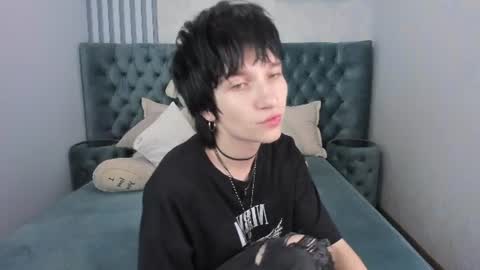 Snapshot of adonbev chatting on 16, 7, 2026 adonbev online show from 16, 7, 2026