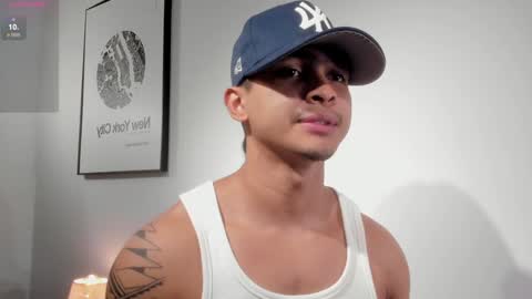 Snapshot of adonis_dlh chatting on 8, 1, 2025 Adonis online show from 8, 1, 2025