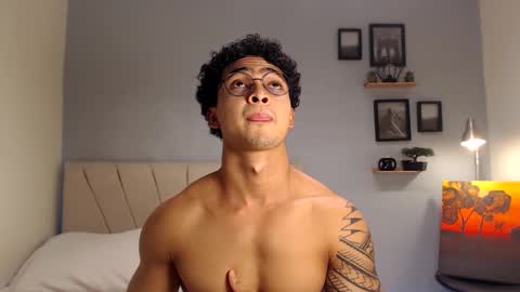 Snapshot of adonis_dlh chatting on 25, 9, 2025 Adonis online show from 25, 9, 2025