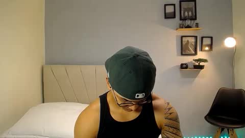 Snapshot of adonis_dlh chatting on 20, 11, 2025 Adonis online show from 20, 11, 2025