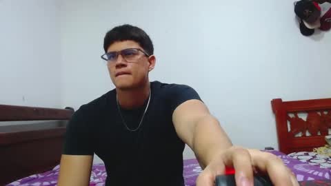 Snapshot of adonis_walkerx chatting on 18, 10, 2025 adonis_walkerx online show from 18, 10, 2025