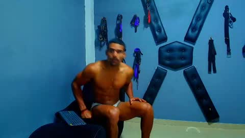 adonisdios online show from 11, 5, 2026