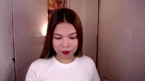 adorabletsforyouxx online show from 10, 3, 2025