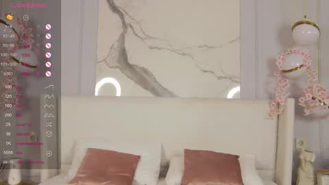 adoracortes online show from 23, 9, 2025