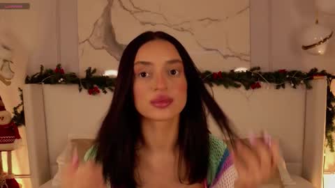 adoracortes online show from 20, 12, 2025