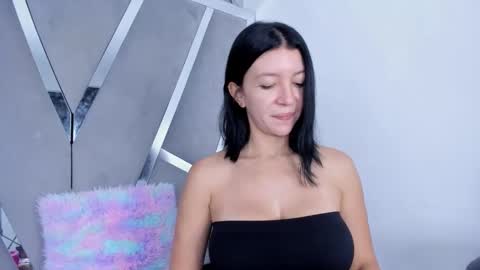 Adoraht online show from 28, 5, 2026