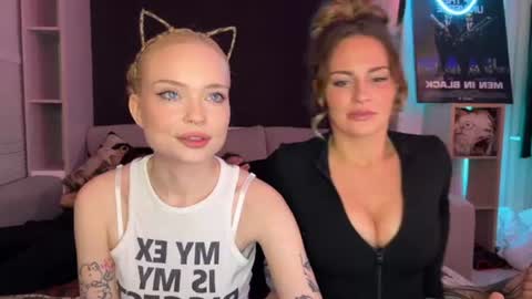 Snapshot of adrenaline_lush chatting on 28, 6, 2026 Dorothy Mayfield online show from 28, 6, 2026