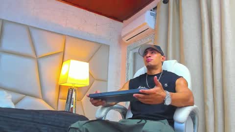   online show from 27, 2, 2025