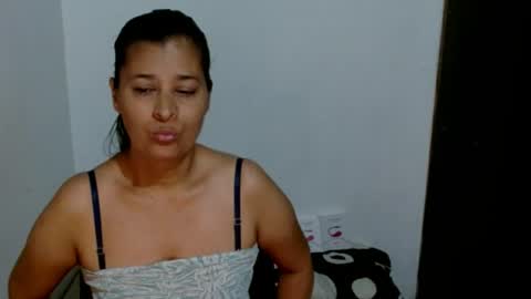 Snapshot of adriana_milf chatting on 15, 6, 2026 Adriana milf online show from 15, 6, 2026