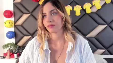 Adriana Harlow online show from 17, 6, 2026
