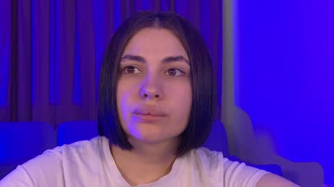 AdrianaTores online show from 8, 5, 2026