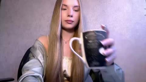 Snapshot of adriannemuldowney chatting on 17, 5, 2026 Caroline online show from 17, 5, 2026