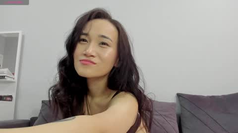 Aenie online show from 22, 12, 2024