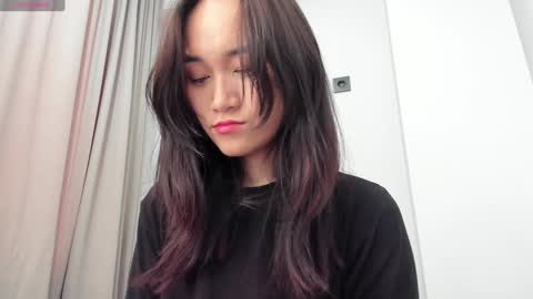 Aenie online show from 3, 2, 2025