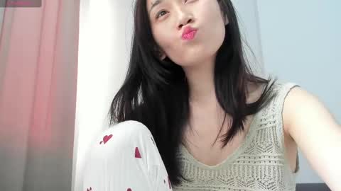 Aenie online show from 22, 2, 2025