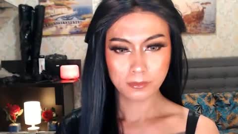 Dominant Goddess Contessa online show from 13, 12, 2024