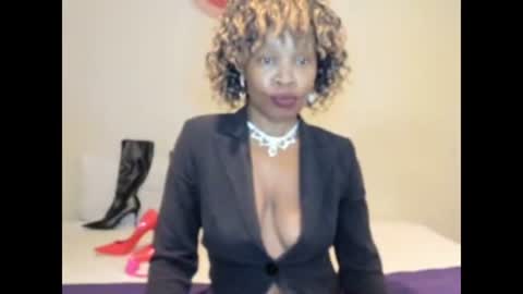 AfricanSquirtQueen online show from 18, 5, 2026