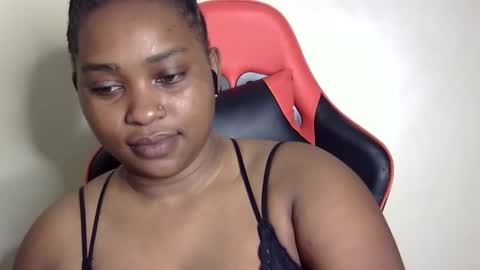 Snapshot of african001 chatting on 26, 11, 2025 stella online show from 26, 11, 2025