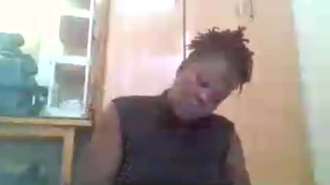 Snapshot of african_princess27 chatting on 28, 6, 2026 i wish to be someones real princess online show from 28, 6, 2026