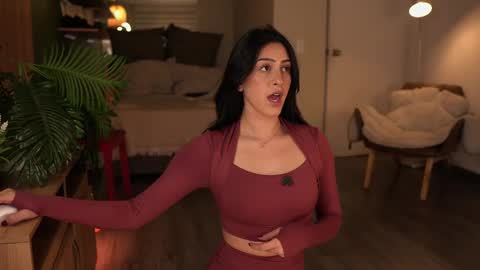 Emma online show from 4, 12, 2025