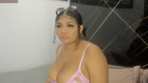 Snapshot of afrodita_roos_ chatting on 10, 7, 2026 Afrodita Ross online show from 10, 7, 2026
