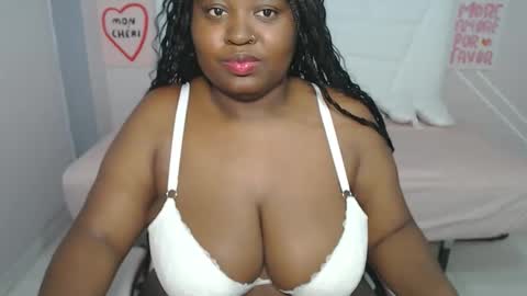 Snapshot of afroditaebano chatting on 20, 5, 2026 afroditaebano online show from 20, 5, 2026