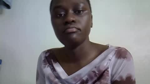 Snapshot of afronubians_ chatting on 2, 4, 2026 pink and josphen online show from 2, 4, 2026