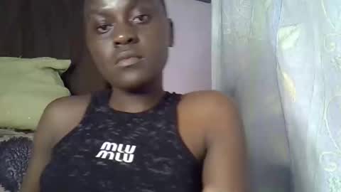 Snapshot of afronubians_ chatting on 11, 4, 2026 pink and josphen online show from 11, 4, 2026
