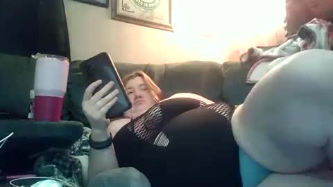 Babygirls353637 online show from 16, 4, 2026