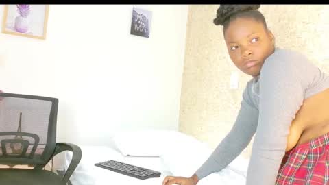 Snapshot of agatharusso chatting on 20, 9, 2025 Agathaa online show from 20, 9, 2025