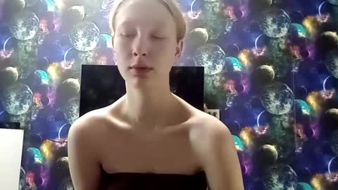 Monica online show from 7, 1, 2026