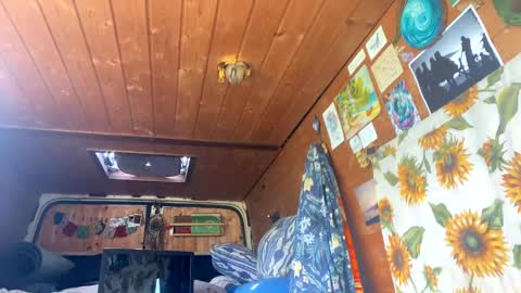 Juan online show from 11, 3, 2025