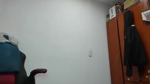 Agustin online show from 27, 11, 2025