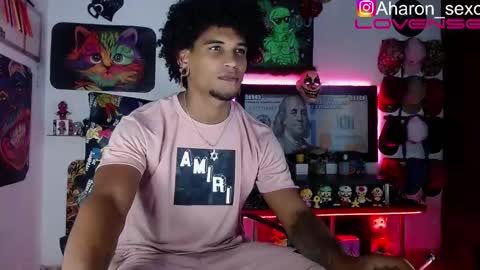 Snapshot of aharon_sexo1 chatting on 27, 10, 2025 Aharon Zamora online show from 27, 10, 2025