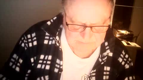 Snapshot of ahmole chatting on 10, 3, 2025 Ole online show from 10, 3, 2025