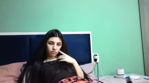 Selena online show from 4, 1, 2025