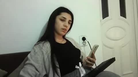 Selena online show from 23, 1, 2025