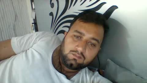 Snapshot of ahtisham118 chatting on 15, 10, 2025 ahtisham118 online show from 15, 10, 2025