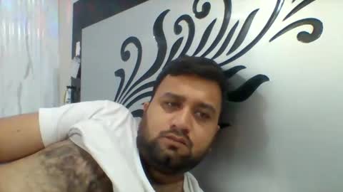 Snapshot of ahtisham118 chatting on 16, 10, 2025 ahtisham118 online show from 16, 10, 2025