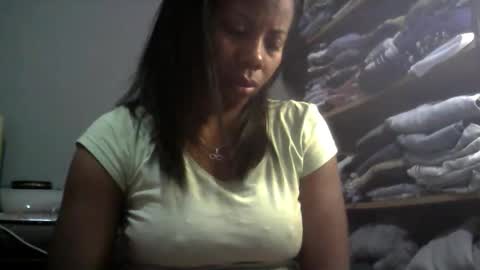 Aicha boobs online show from 8, 10, 2025