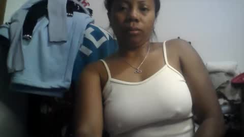Aicha boobs online show from 27, 5, 2026