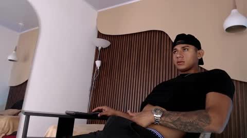 Aiden online show from 24, 9, 2025