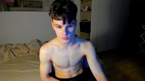 Snapshot of aidensensual chatting on 14, 5, 2026 Aiden Sensual online show from 14, 5, 2026